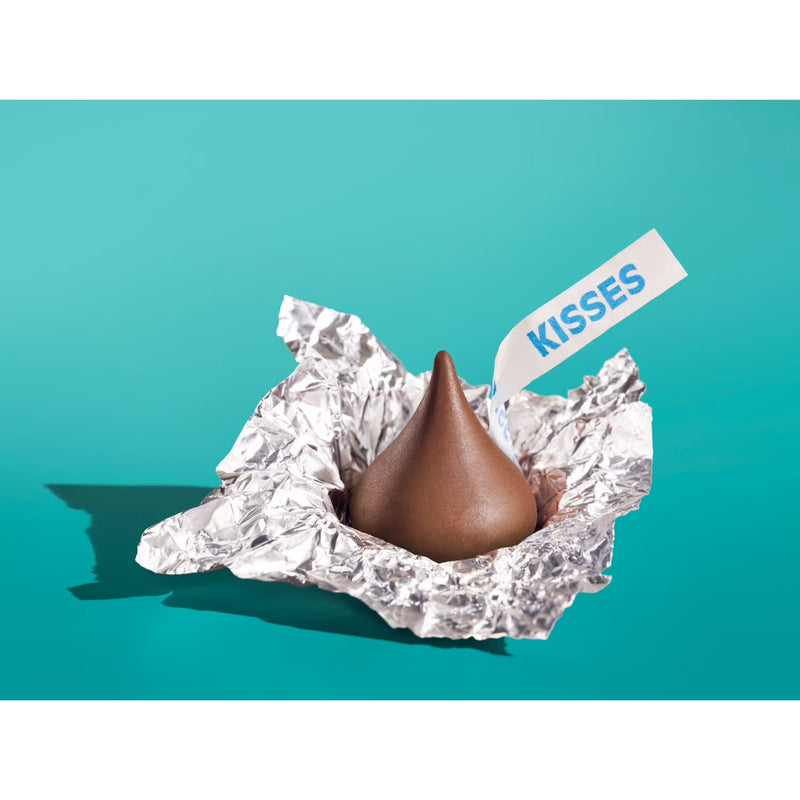 HERSHEY'S KISSES Milk Chocolate Candy Party Pack, 30 oz